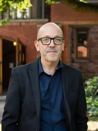 Ron Levi Headshot